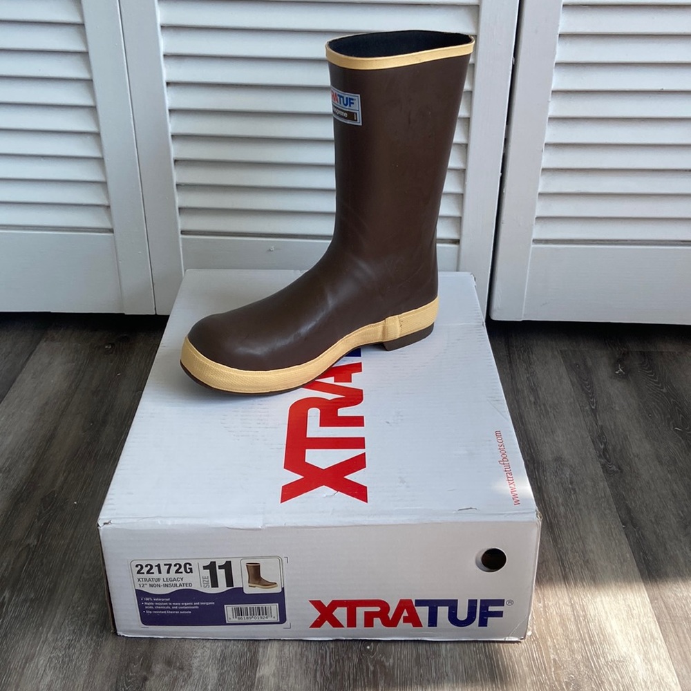 Xtra Tuf Deck Boots Brown Size 11   22172G  12” Brand New With Box